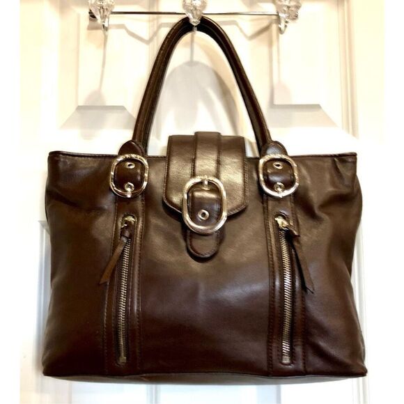 DKNY - Chocolate Brown Smooth Leather Buckle Satchel. Great Preowned Condition - Picture 2 of 15